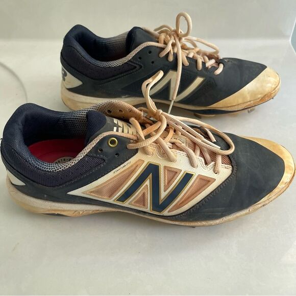 New Balance 3000v4 Metal Baseball Cleat 12 - Picture 4 of 11